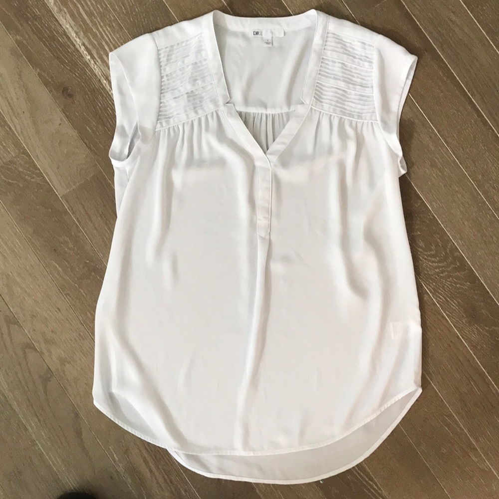 Never worn white top